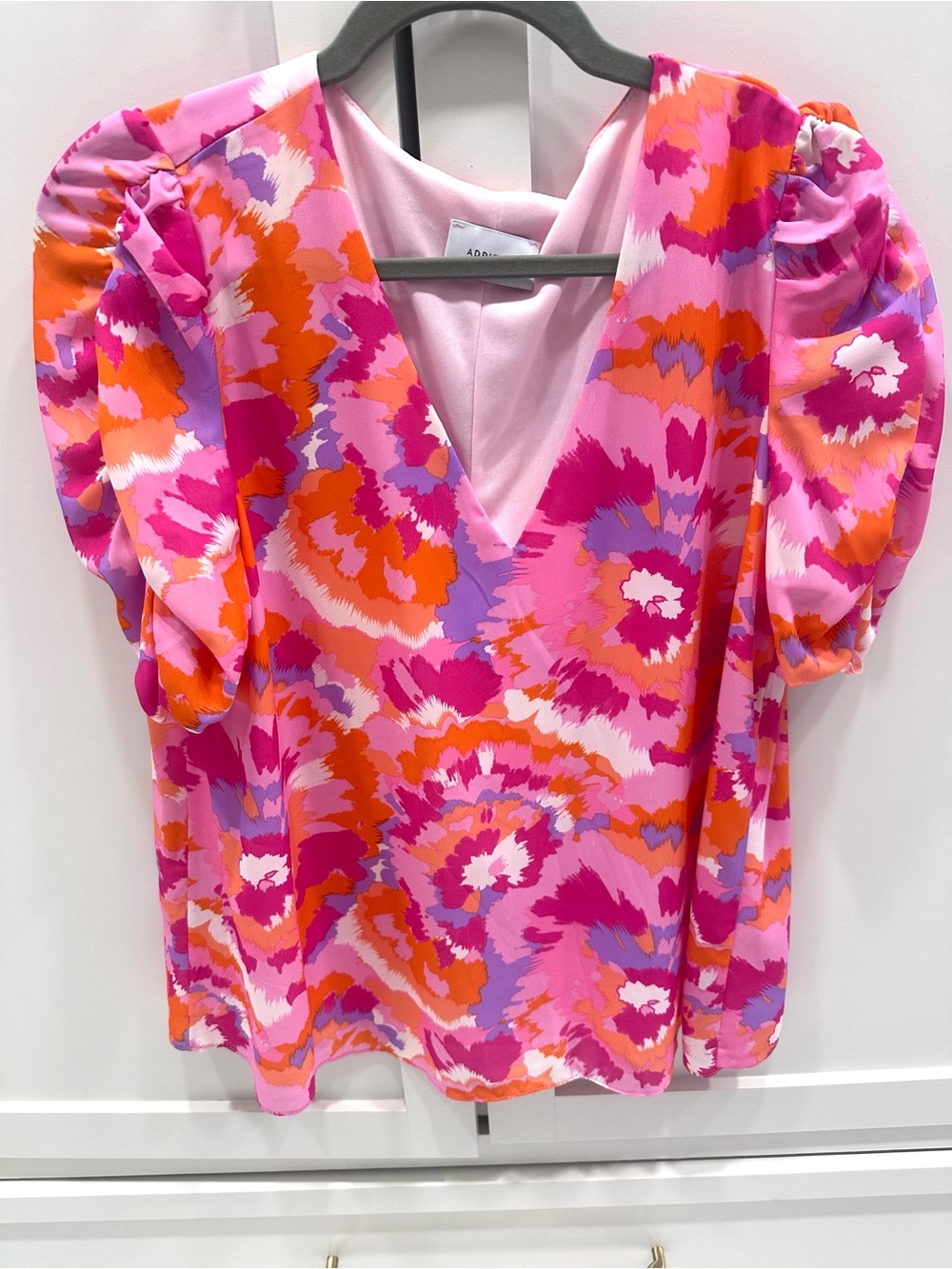 Real Collectibles by Adrienne Pink Orange Floral Puff-Sleeve V-Neck Blouse